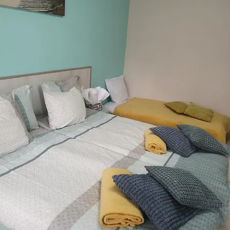 Уютен Дом 1 Apartment